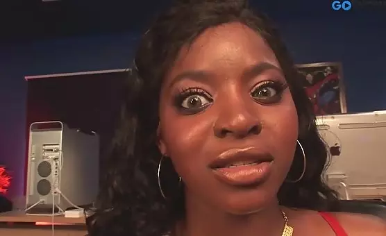 Ebony Liebt Leidenschaftliche Mundfreude